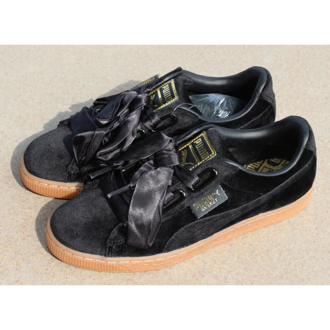 Sneakersy  Puma Basket Heart Velvet 367274 01